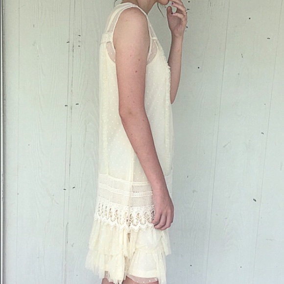 STILL AVAILABLE!💥Genuinely Genteel Lace Dre… - Picture 3 of 6